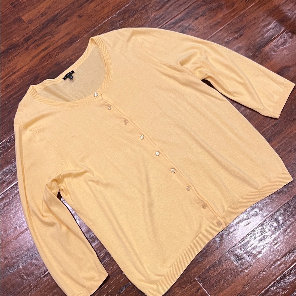 Talbots Pastel Lightweight Pastel Yellow Button-Down 3/4 Sleeve Cardigan Size XL - Picture 4 of 9